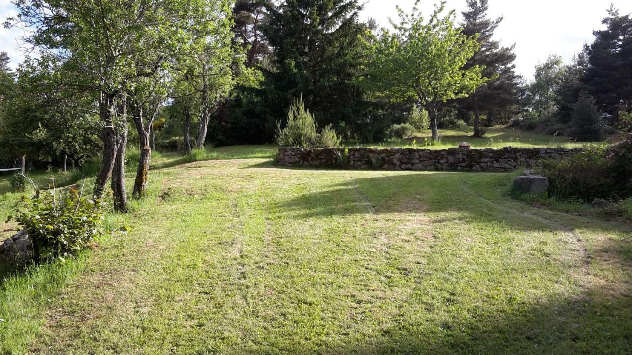 Se Reconnecter A La Nature Au Gite 3 Etoiles De Montager A Saint Andre De Chalencon Exterior photo
